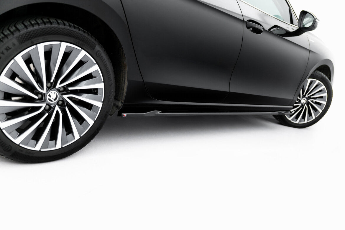 Seitenschweller Ansatz (Paar) V.1 passend für Skoda Superb Mk4 schwarz Hochglanz