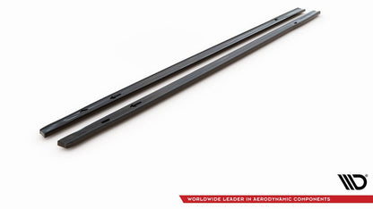 Seitenschweller Ansatz (Paar) V.1 passend für VW Golf GTI / GTE / GTI Clubsport / GTD / R-Line Mk8 schwarz Hochglanz