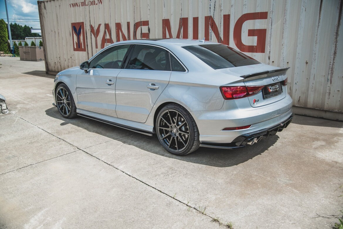 Seitenschweller Ansatz (Paar) V.2 passend für Audi S3 / A3 S-Line Limousine 8V FL schwarz Hochglanz