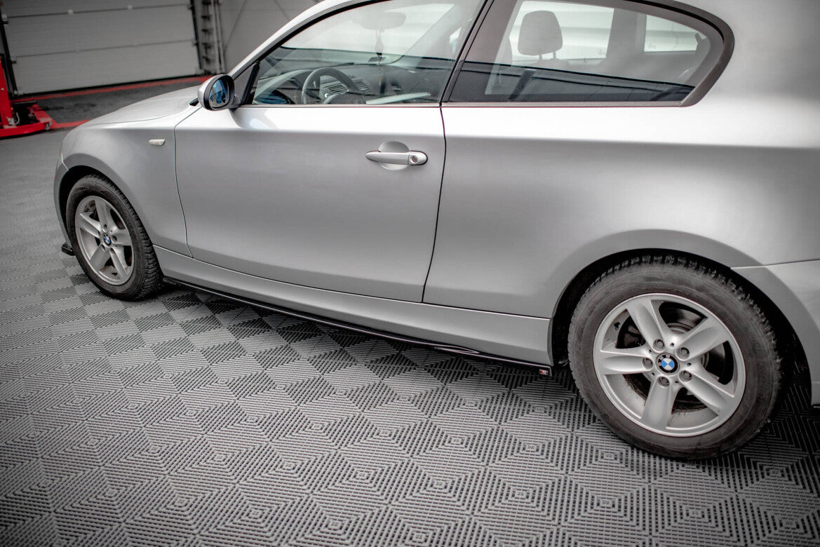 Seitenschweller Ansatz (Paar) V.2 passend für BMW 1er E81 FL schwarz Hochglanz