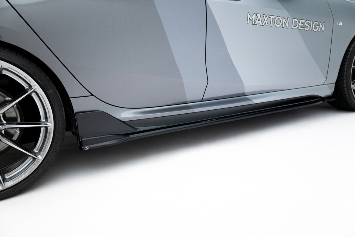 Seitenschweller Ansatz (Paar) V.2 passend für BMW M135i M Performance F70 schwarz Hochglanz