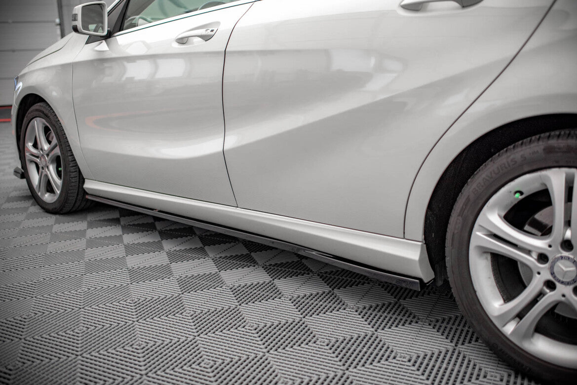 Seitenschweller Ansatz (Paar) V.2 passend für Mercedes A W176 schwarz Hochglanz
