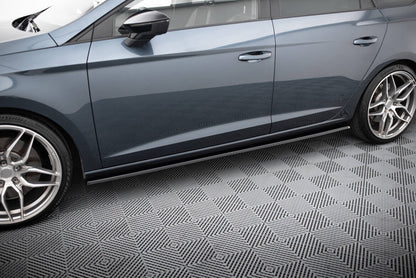 Seitenschweller Ansatz (Paar) V.2 passend für Seat Leon Mk3 CUPRA/ FR FL schwarz Hochglanz