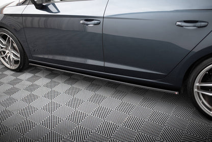 Seitenschweller Ansatz (Paar) V.2 passend für Seat Leon Mk3 CUPRA/ FR FL schwarz Hochglanz