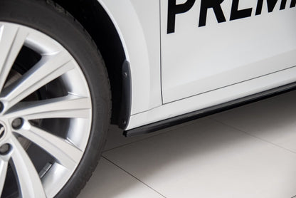 Seitenschweller Ansatz (Paar) V.2 passend für Skoda Octavia Mk4 schwarz Hochglanz