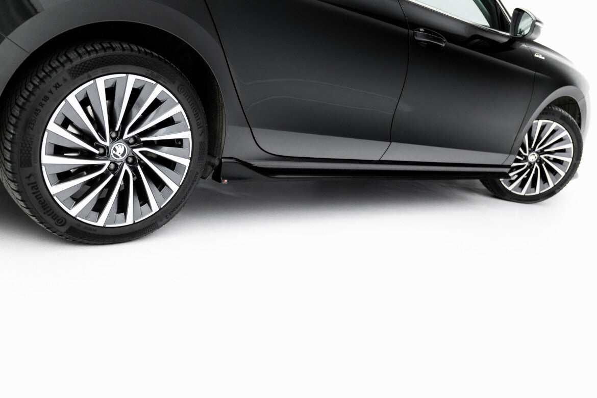 Seitenschweller Ansatz (Paar) V.2 passend für Skoda Superb Mk4 schwarz Hochglanz