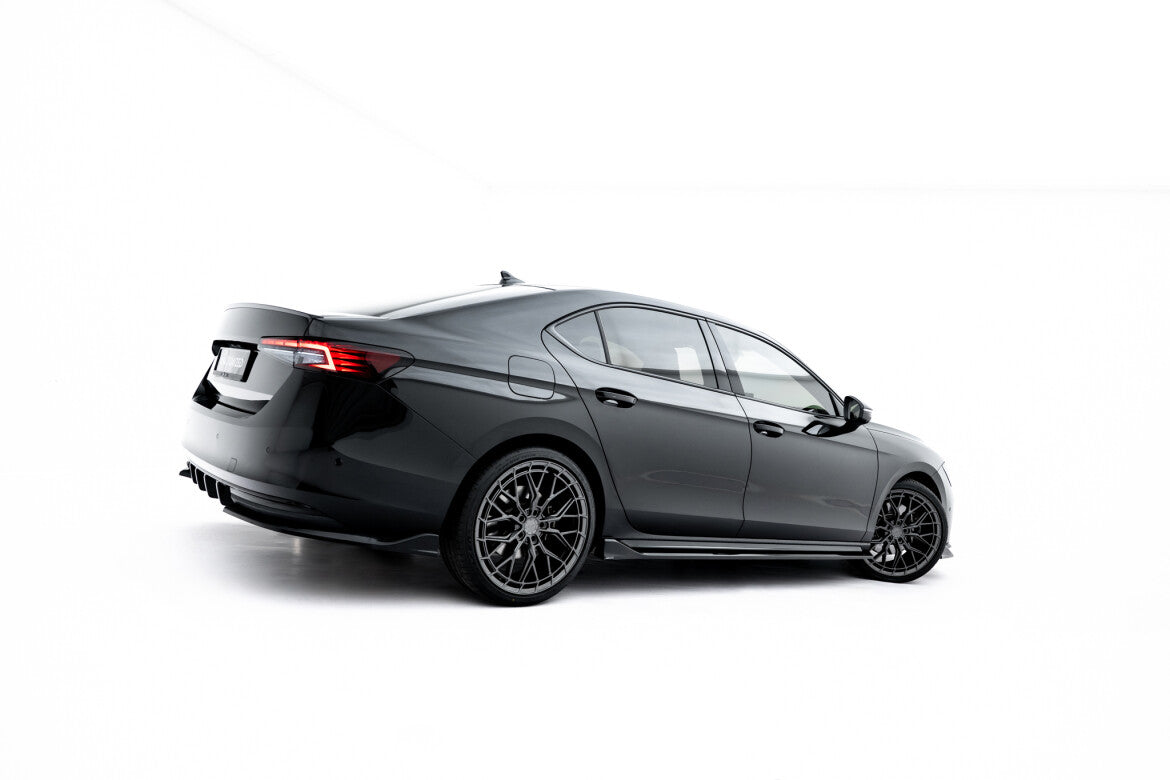 Seitenschweller Ansatz (Paar) V.2 passend für Skoda Superb Sportline Mk4 schwarz Hochglanz
