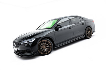 Seitenschweller Ansatz (Paar) V.2 passend für Skoda Superb Sportline Mk4 schwarz Hochglanz
