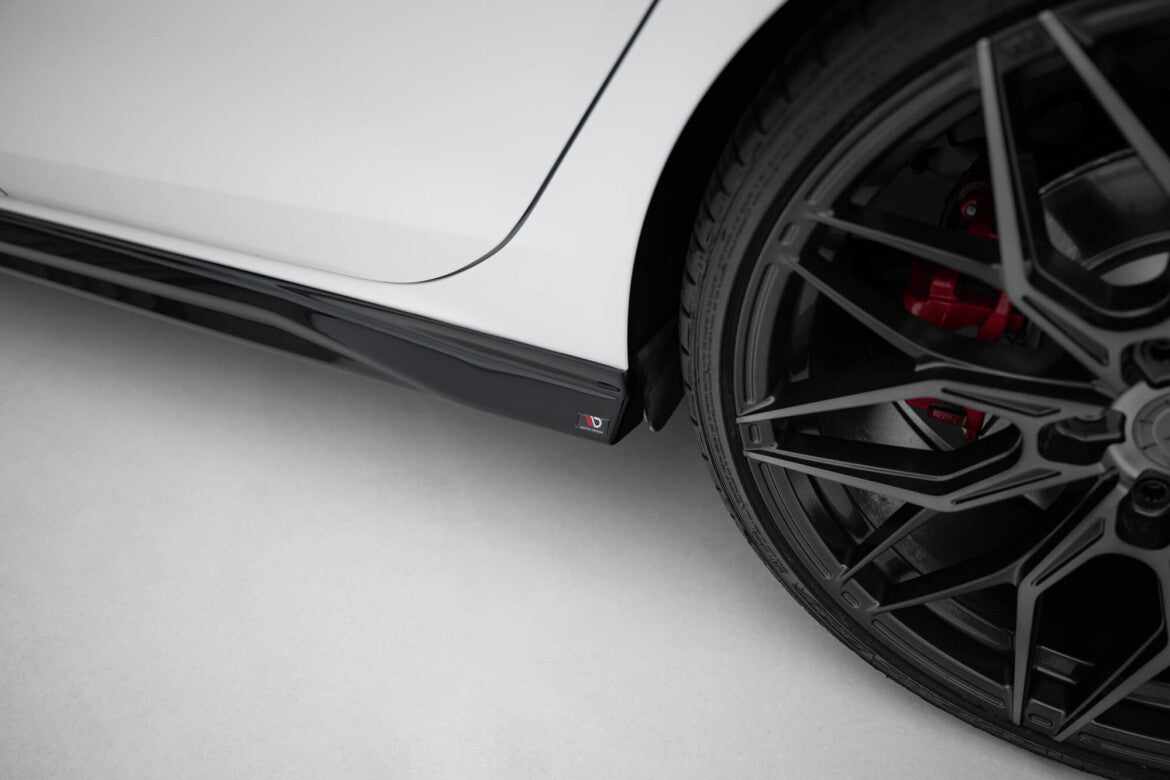 Seitenschweller Ansatz (Paar) V.3 passend für VW Golf GTI / GTE / GTI Clubsport / GTD / R-Line Mk8 schwarz Hochglanz