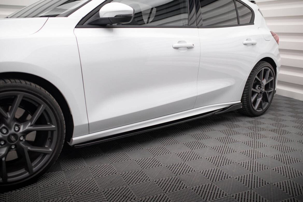 Seitenschweller Ansatz (Paar) V.4 passend für Ford Focus ST / ST-Line Mk4 FL schwarz Hochglanz