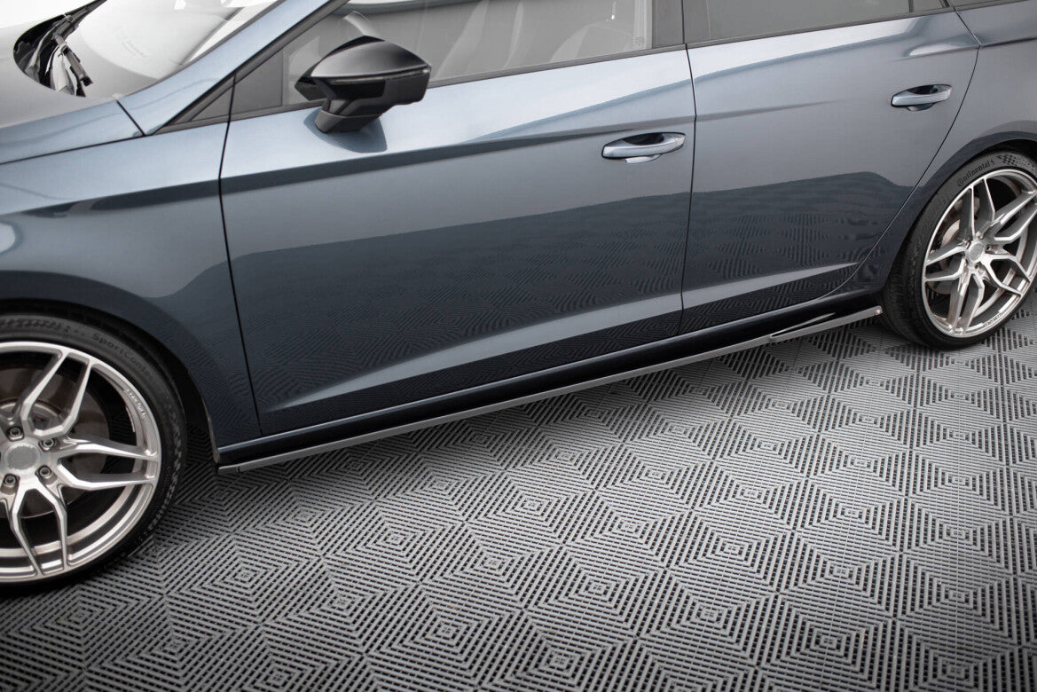 Seitenschweller Ansatz (Paar) V.5 passend für Seat Leon CUPRA / FR Mk3 / Mk3 FL schwarz Hochglanz