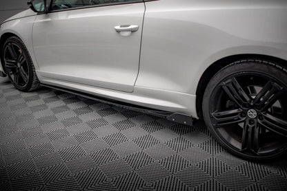 Seitenschweller Ansatz V.2 passend für VW Scirocco R Mk3 schwarz Hochglanz + Flaps matt