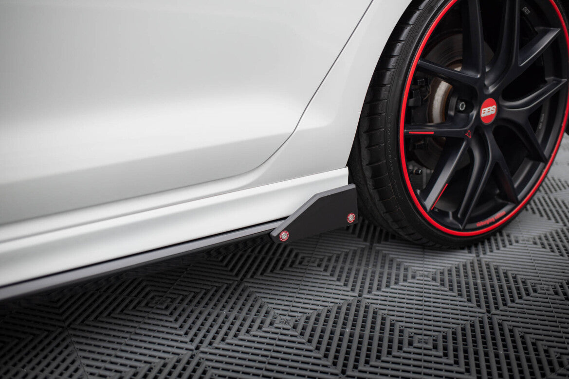 Seitenschweller Ansatz V.3 passend für VW Golf R / R-Line Mk7 schwarz Hochglanz + Flaps matt