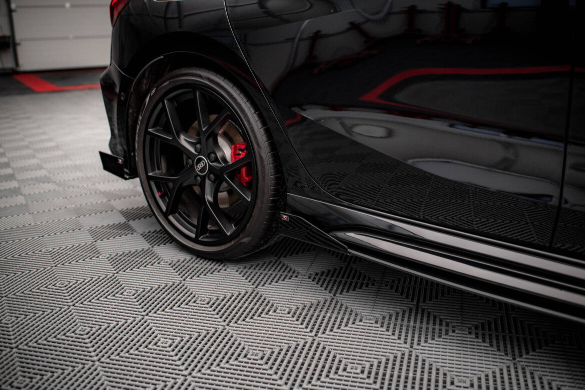 Seitenschweller Flaps passend für Audi RS3 Sportback 8Y schwarz Hochglanz