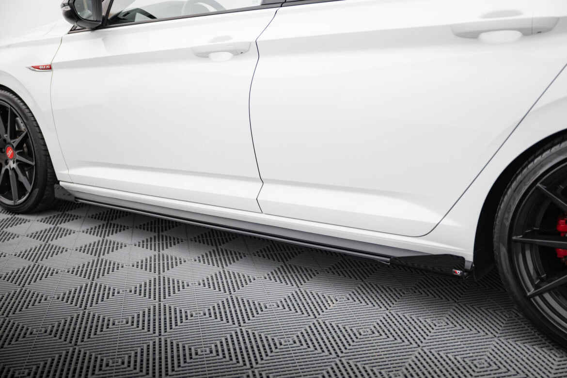 Seitenschweller Flaps passend für VW Jetta GLI Mk7 schwarz Hochglanz
