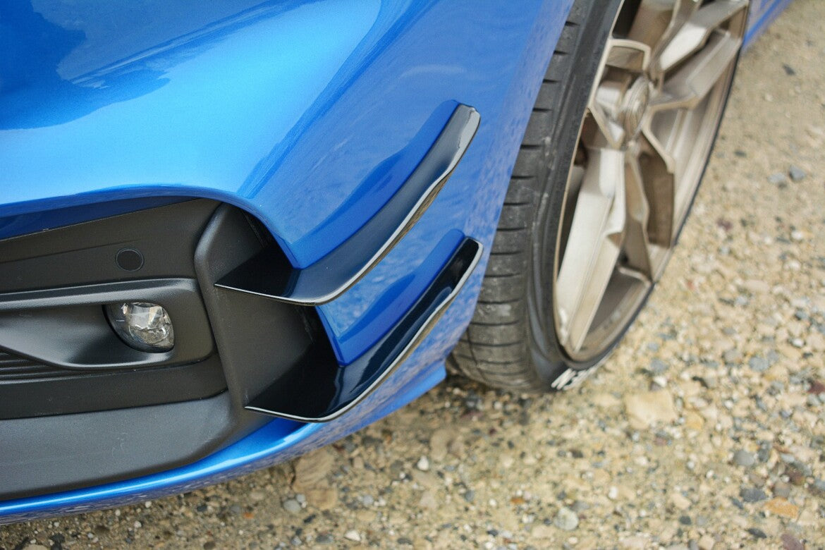 Stoßstangen Flaps Wings vorne Canards passend für Ford Focus ST / ST-Line Mk4