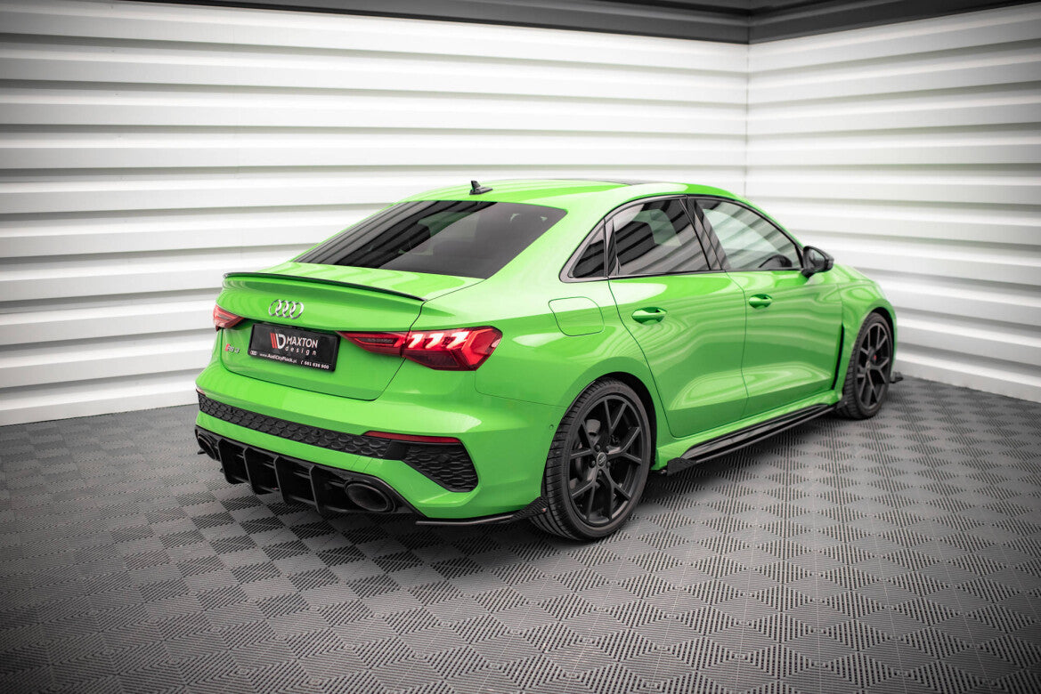 Street Pro Diffusor Flaps passend für Audi RS3 Limousine 8Y roter Kern + Hochglanz Flaps