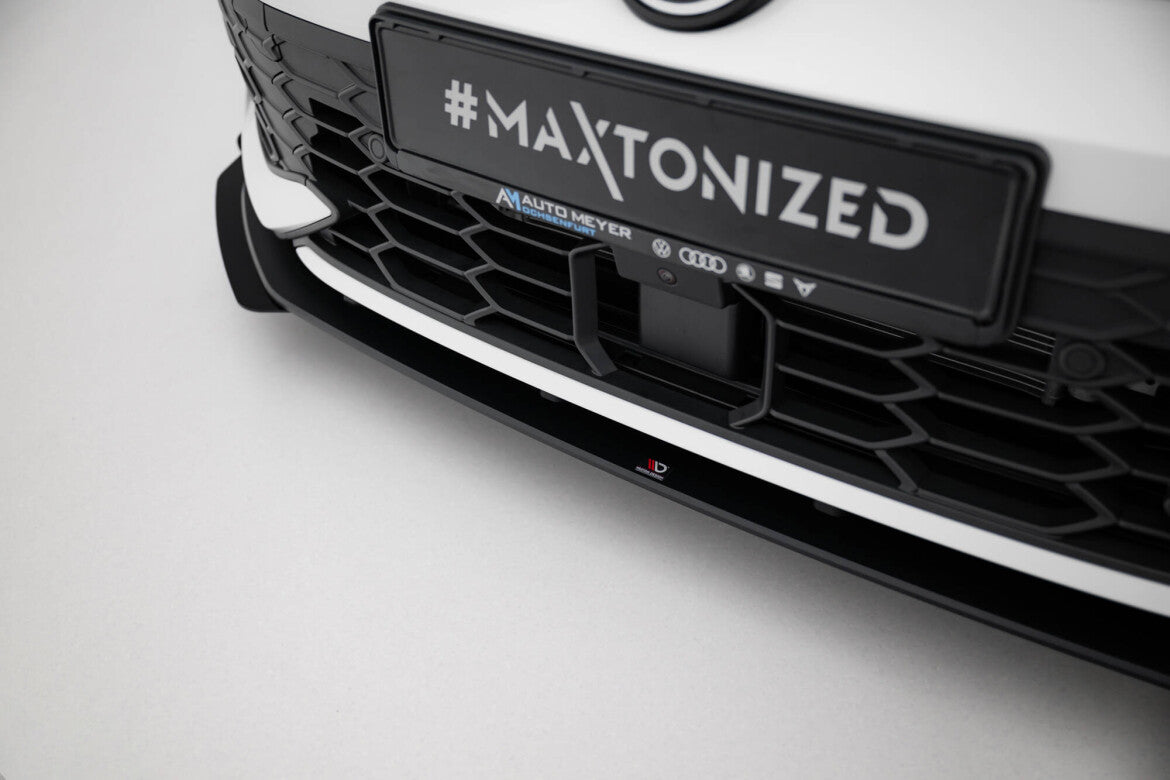 Street Pro Frontlippe passend für VW Golf GTI / GTE / R-Line Mk8 FL schwarz matt + Hochglanz Flaps