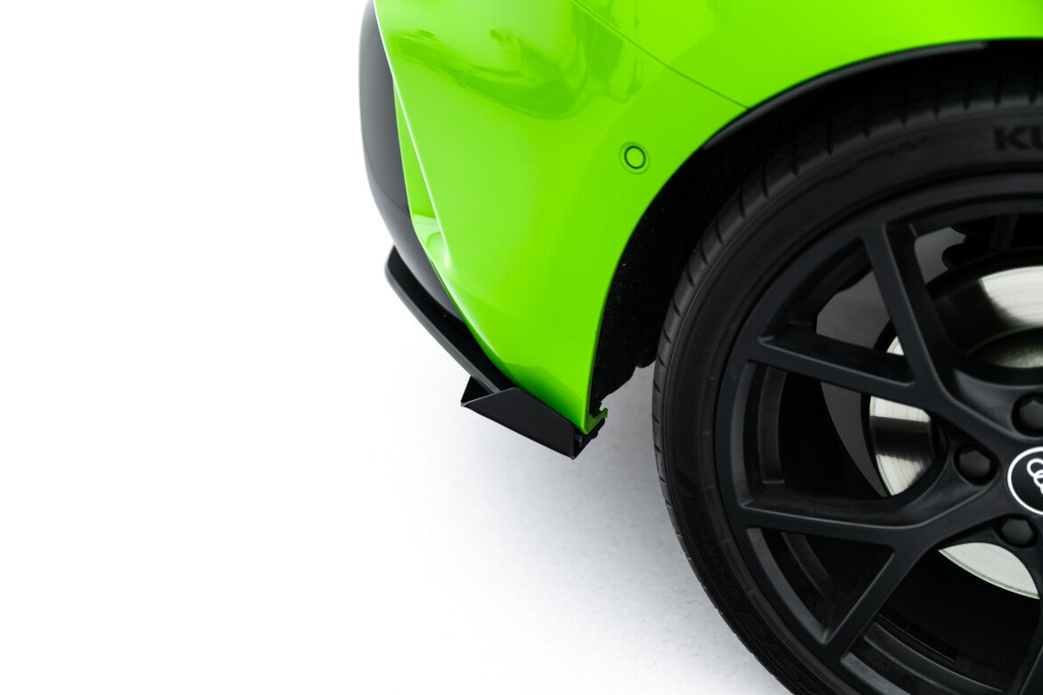 Street Pro Heckansatz Diffusor passend für Audi RS3 Sportback 8Y FL schwarz matt + Hochglanz Flaps