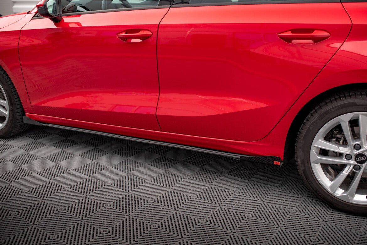 Street Pro Seitenschweller passend für Audi A3 8Y schwarz matt + Hochglanz Flaps