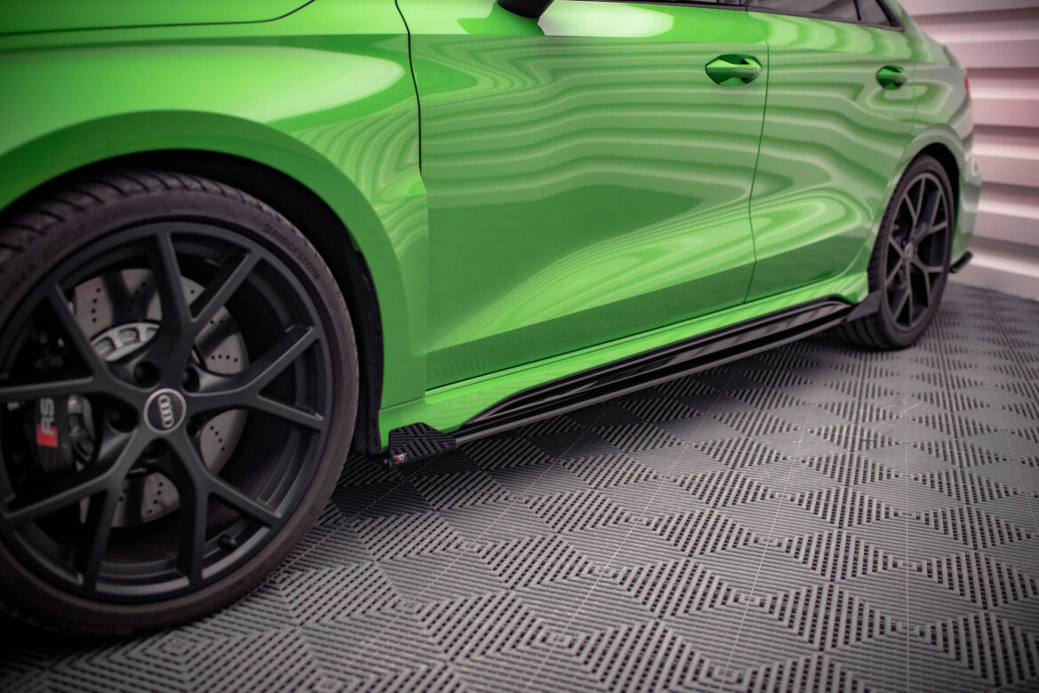 Street Pro Seitenschweller passend für Audi RS3 Limousine 8Y schwarz matt + Hochglanz Flaps