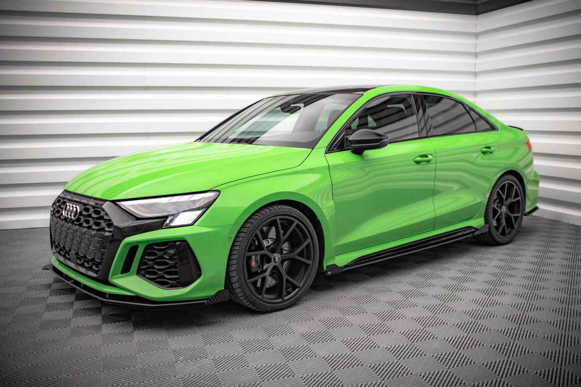 Street Pro Seitenschweller passend für Audi RS3 Limousine 8Y schwarz matt + Hochglanz Flaps