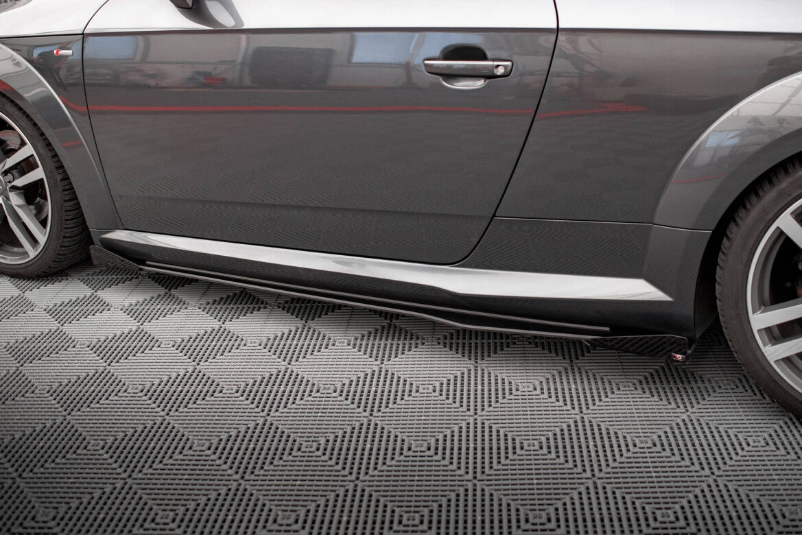 Street Pro Seitenschweller passend für Audi TT S / S-Line 8S schwarz matt + Hochglanz Flaps