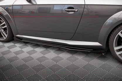 Street Pro Seitenschweller passend für Audi TT S / S-Line 8S schwarz matt + Hochglanz Flaps