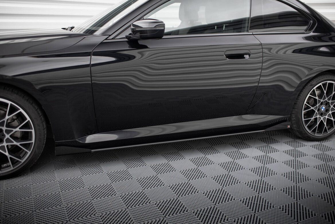 Street Pro Seitenschweller passend für BMW 2 Coupe G42 schwarz matt + Hochglanz Flaps