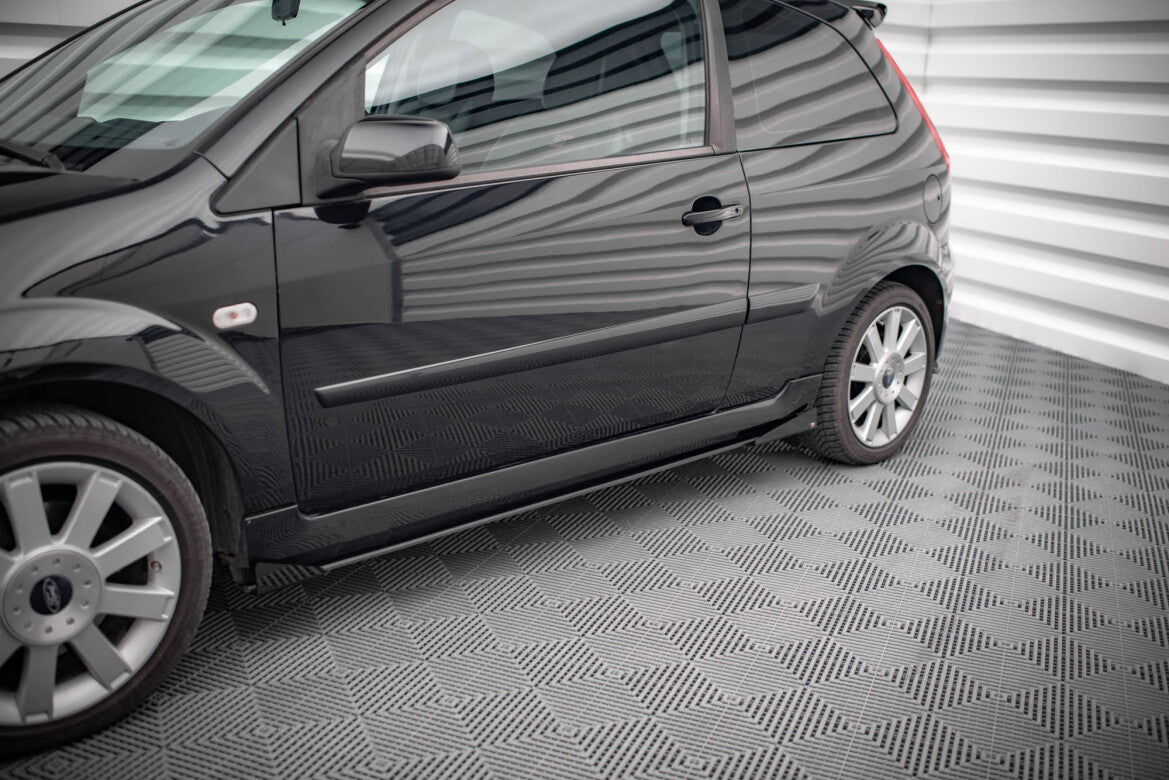 Street Pro Seitenschweller passend für Ford Fiesta ST Mk6 schwarz matt + Hochglanz Flaps