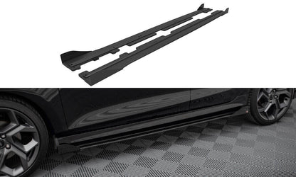 Street Pro Seitenschweller passend für Ford Fiesta ST / ST-Line Mk8 schwarz matt + Hochglanz Flaps