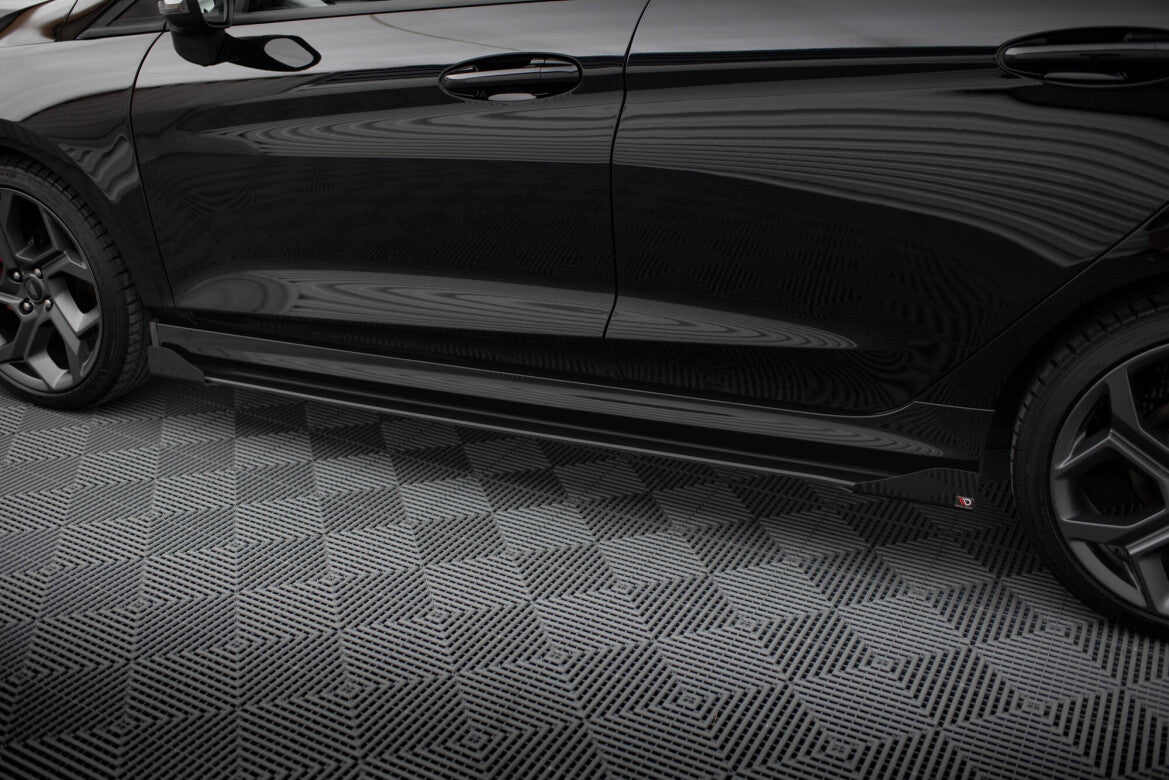 Street Pro Seitenschweller passend für Ford Fiesta ST / ST-Line Mk8 schwarz matt + Hochglanz Flaps