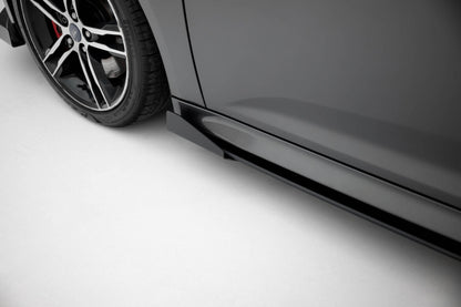 Street Pro Seitenschweller passend für Ford Focus ST Mk3 FL schwarz matt + Hochglanz Flaps