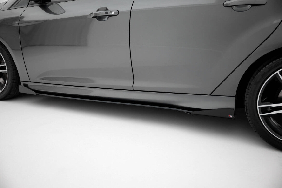 Street Pro Seitenschweller passend für Ford Focus ST Mk3 FL schwarz matt + Hochglanz Flaps