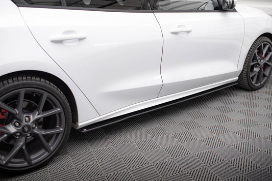 Street Pro Seitenschweller passend für Ford Focus ST / ST-Line Mk4 schwarz matt