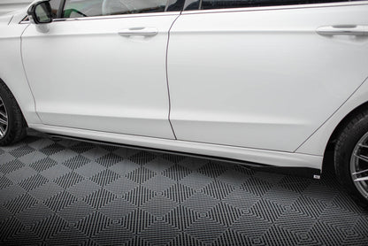 Street Pro Seitenschweller passend für Ford Mondeo Sport Mk5 FL / Fusion Sport Mk2 FL schwarz matt + Hochglanz Flaps