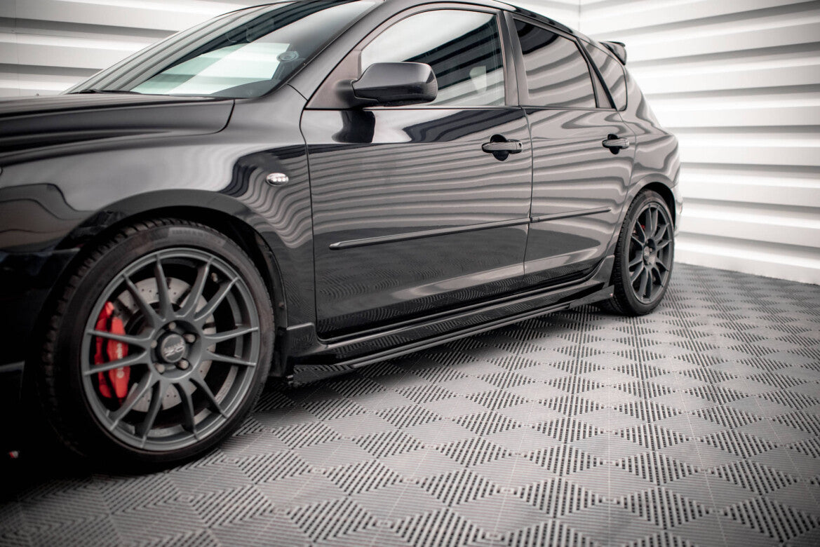 Street Pro Seitenschweller passend für Mazda 3 MPS Mk1 schwarz matt + Hochglanz Flaps