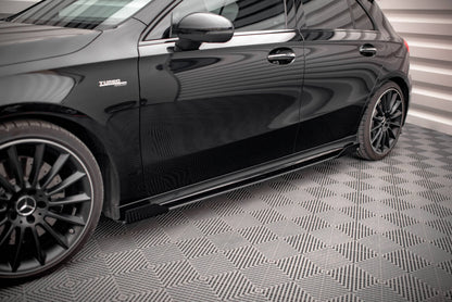 Street Pro Seitenschweller passend für Mercedes A35 AMG / AMG-Line Aero Pack W177 schwarz matt + Hochglanz Flaps