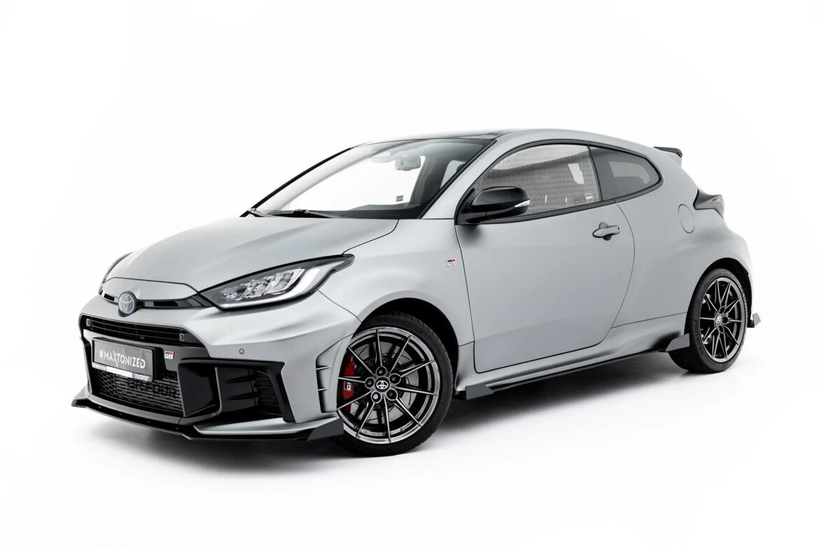 Street Pro Seitenschweller passend für Toyota GR Yaris Mk4 Facelift schwarz matt + Hochglanz Flaps