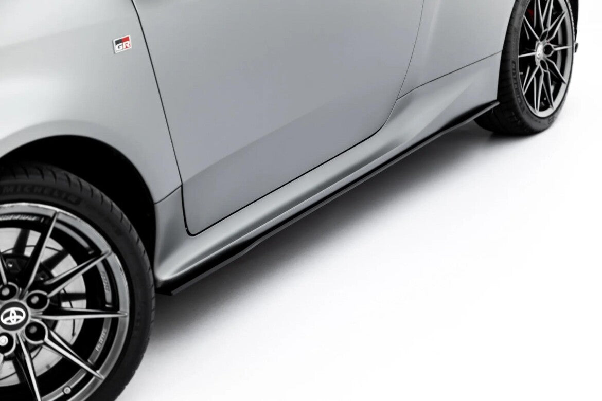 Street Pro Seitenschweller passend für Toyota GR Yaris Mk4 Facelift schwarz matt