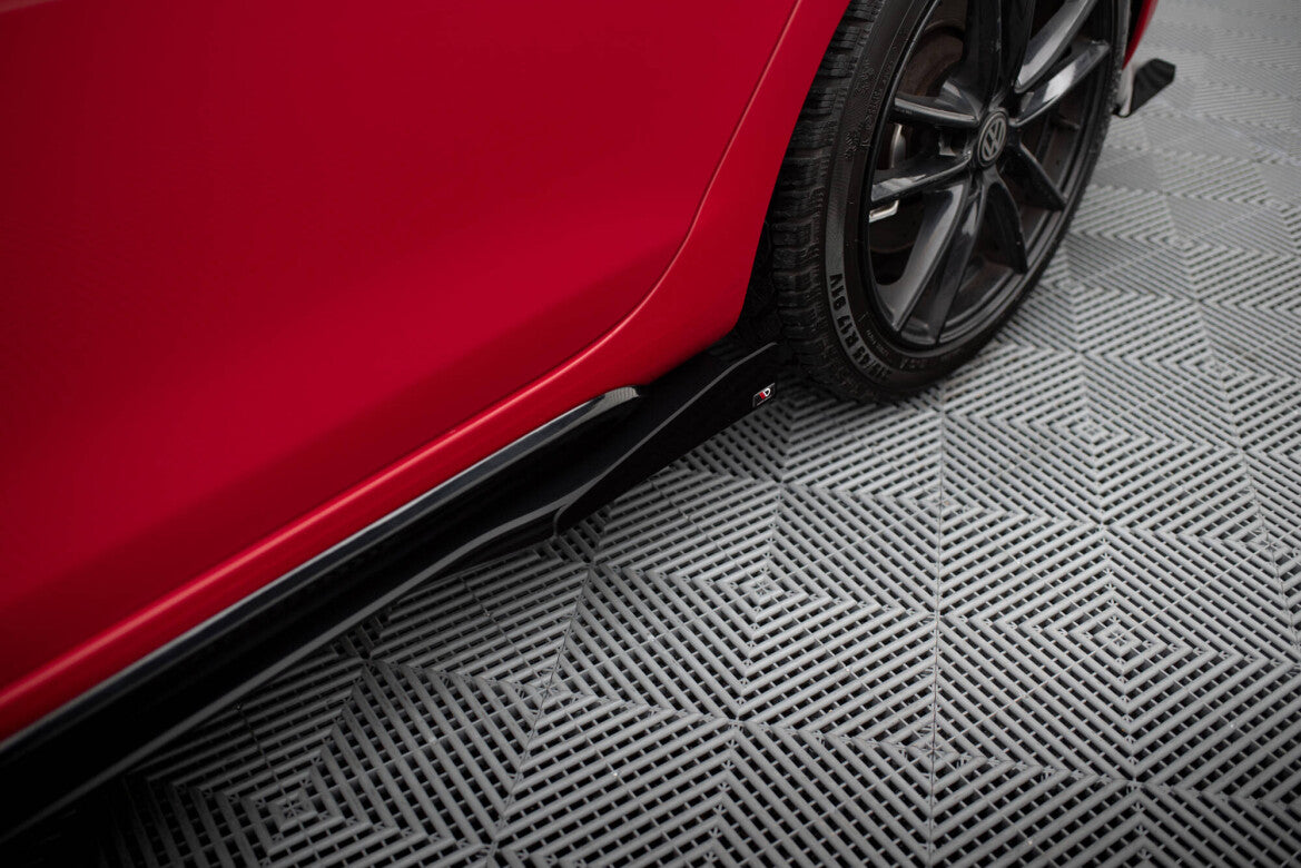 Street Pro Seitenschweller passend für VW Golf GTI Mk6 schwarz matt Hochglanz + Flaps