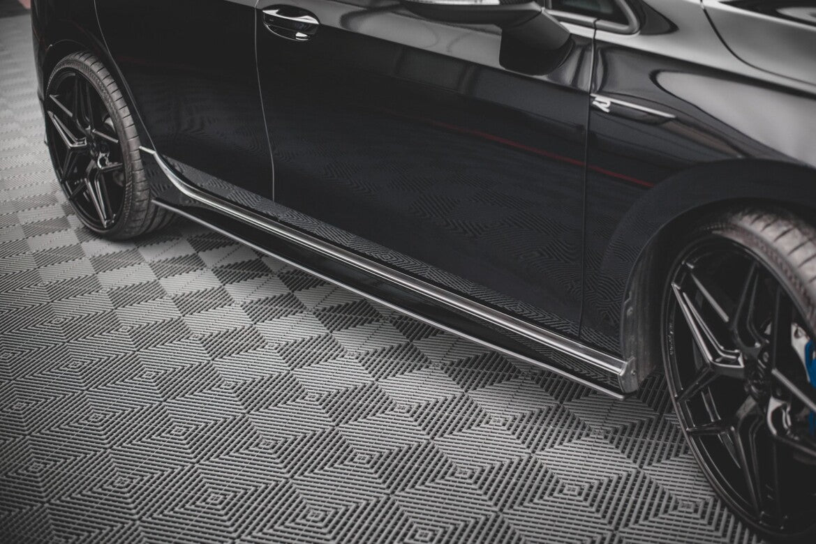 Street Pro Seitenschweller passend für VW Golf R Hatchback Mk8 FL schwarz matt