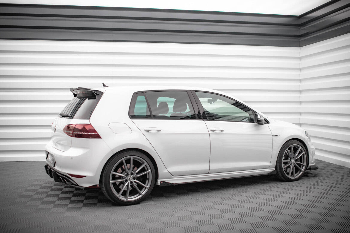 Street Pro Seitenschweller passend für VW Golf R Mk7 schwarz matt Hochglanz + Flaps
