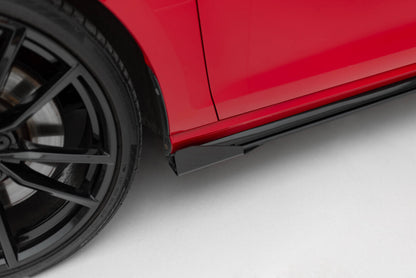 Street Pro Seitenschweller passend für VW Golf R / R-Line Mk7 FL schwarz matt + Hochglanz Flaps