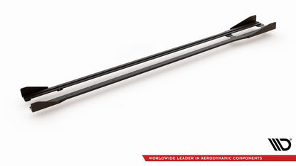 Street Pro Seitenschweller passend für VW Golf R / R-Line Mk7 FL schwarz matt + Hochglanz Flaps