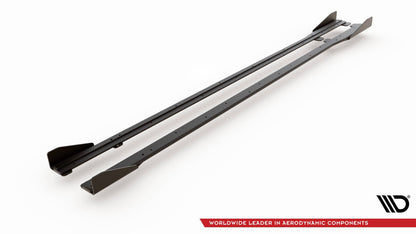 Street Pro Seitenschweller passend für VW Golf R / R-Line Mk7 FL schwarz matt + Hochglanz Flaps