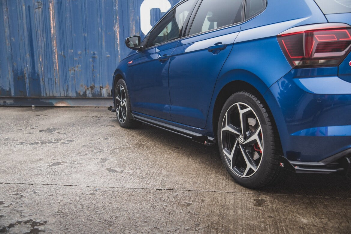 Street Pro Seitenschweller passend für VW Polo GTI Mk6 schwarz matt + Hochglanz Flaps