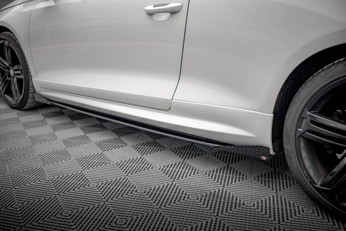 Street Pro Seitenschweller passend für VW Scirocco R Mk3 schwarz matt + Hochglanz Flaps