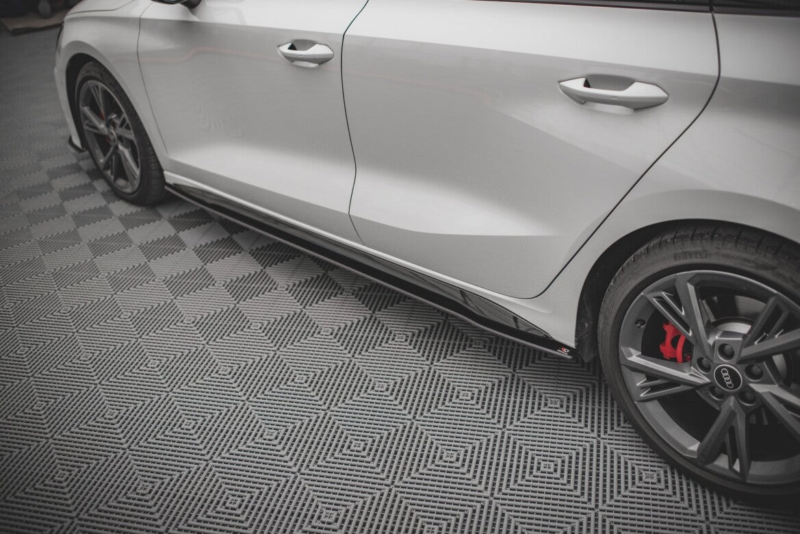 Street Pro Seitenschweller V.1 passend für Audi S3 / A3 S-Line 8Y / 8Y FL schwarz matt