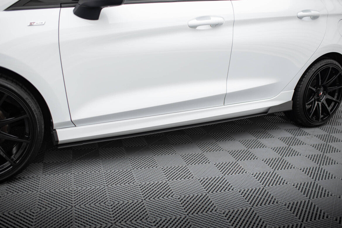 Street Pro Seitenschweller V.1 passend für Ford Fiesta Mk8 ST / ST-Line schwarz matt